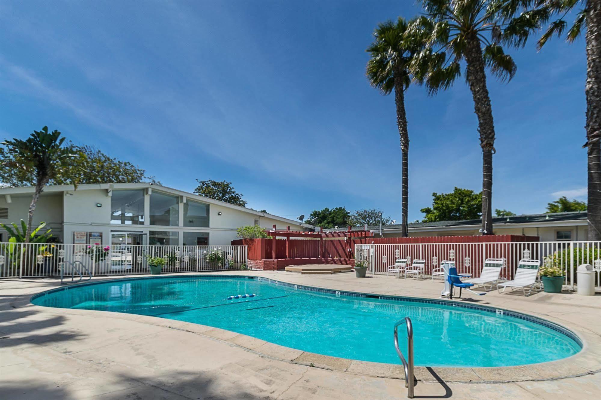 Motel 6-Santa Maria, Ca - South Экстерьер фото